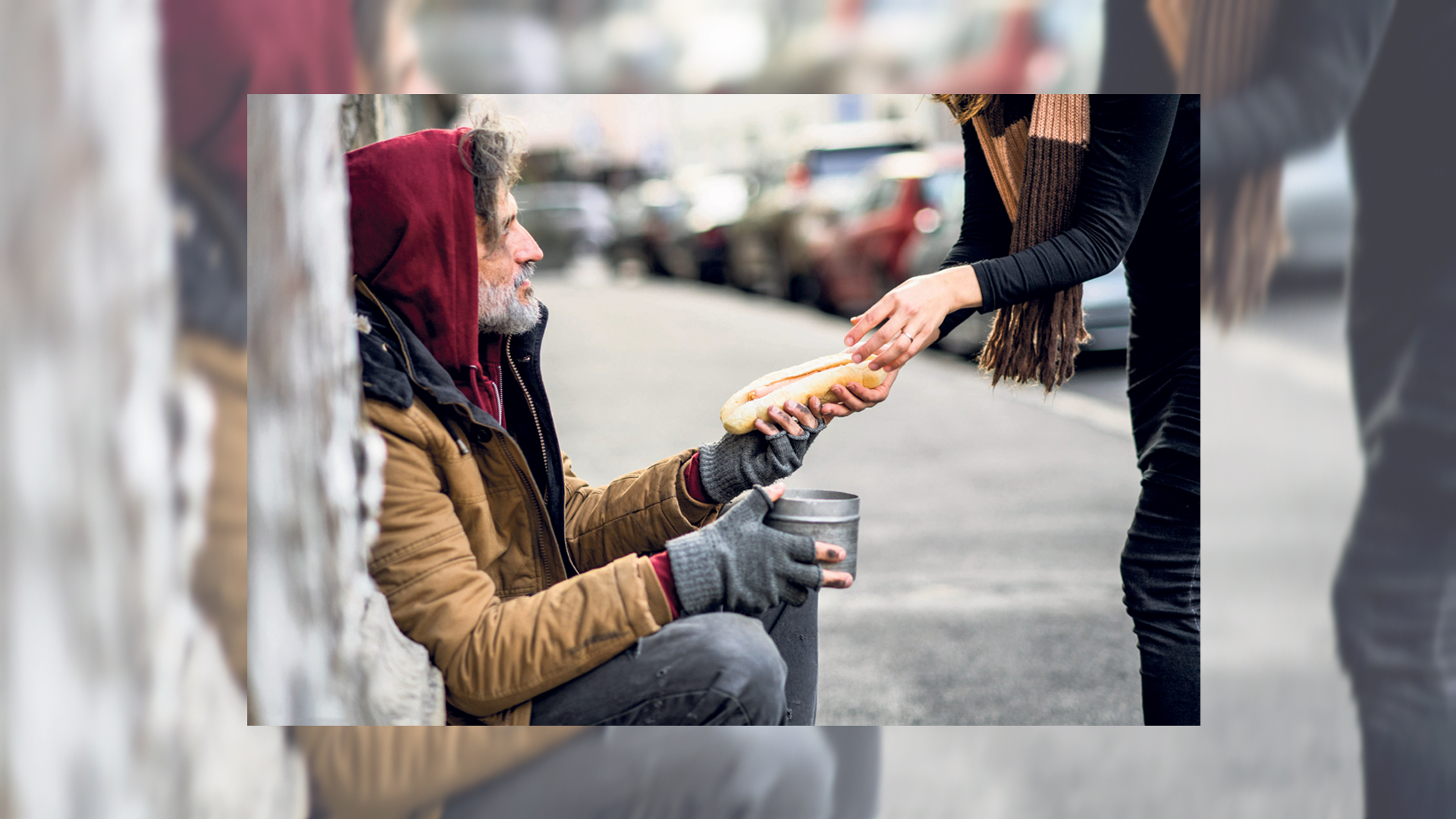 Mendicanti: un facile bersaglio che porta (pochi) voti
