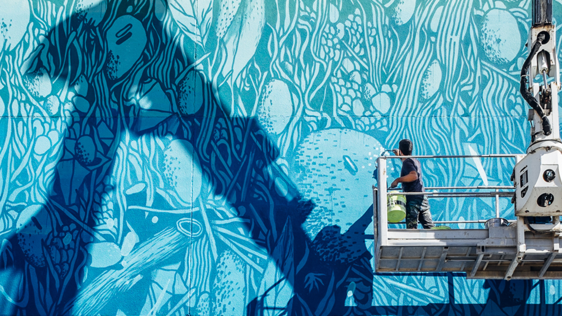 Outbox: arte urbana e comunità