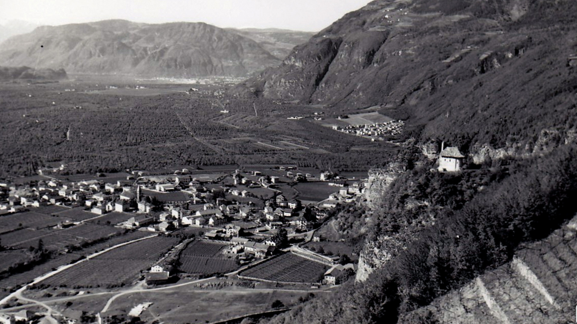 Jauch, vecchio quartiere alle porte del paese