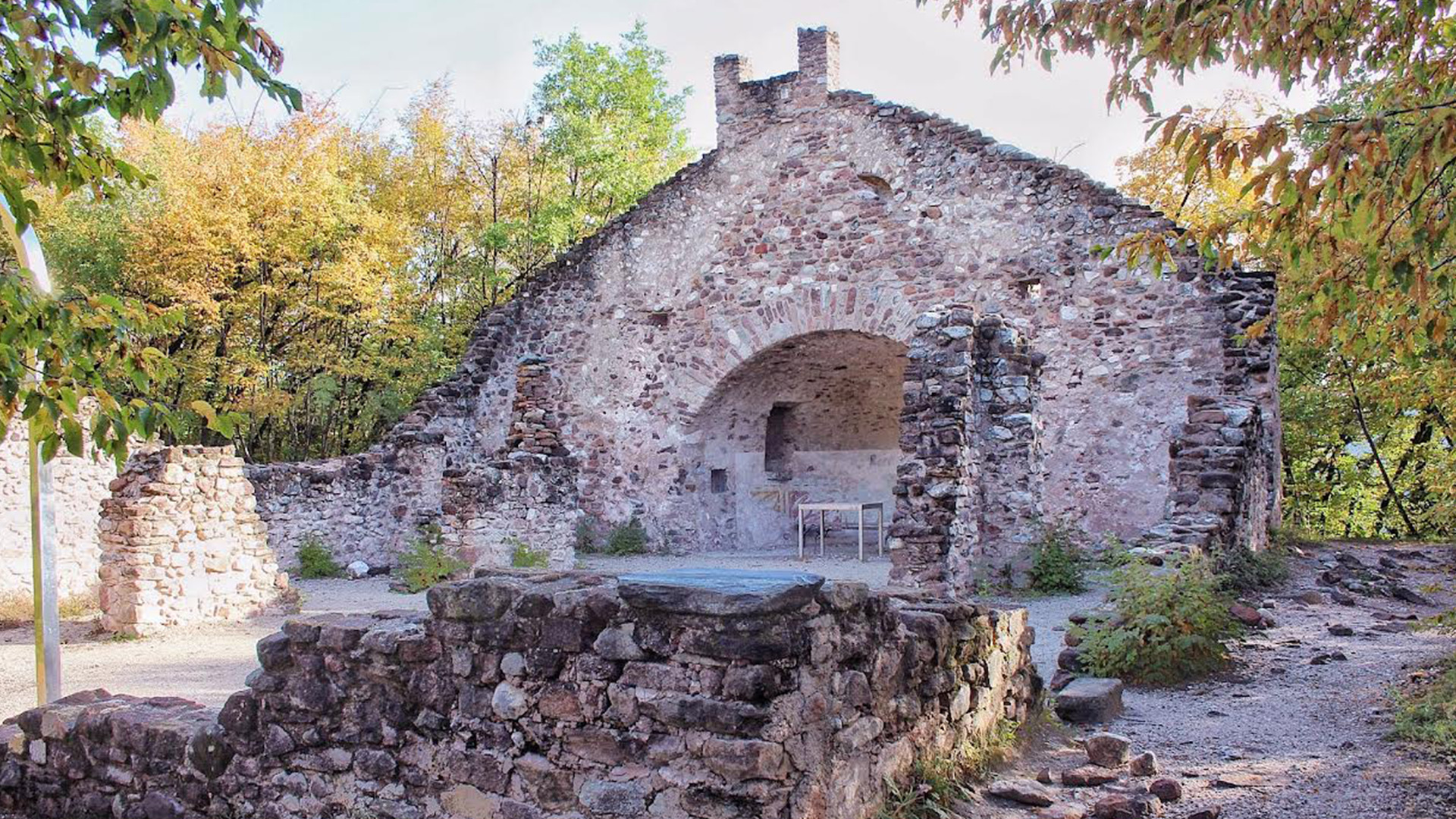 Castelvecchio, luogo di solenne sacralità