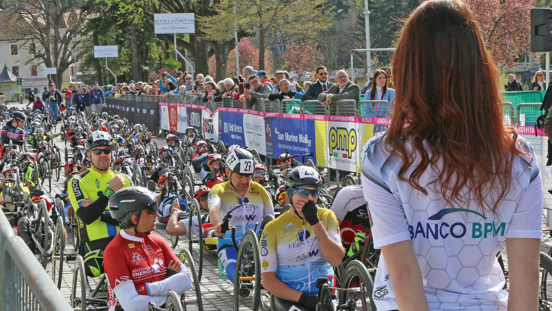 La città saluta il giro handbike