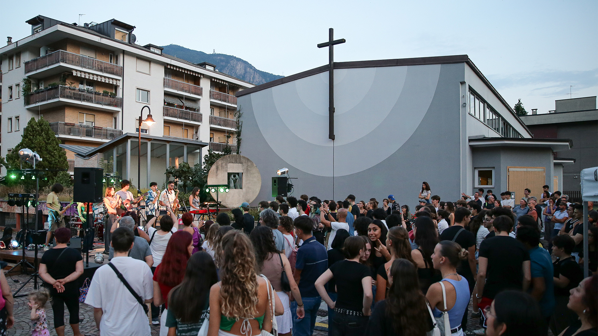 Bel concertoin Piazza Rauzi