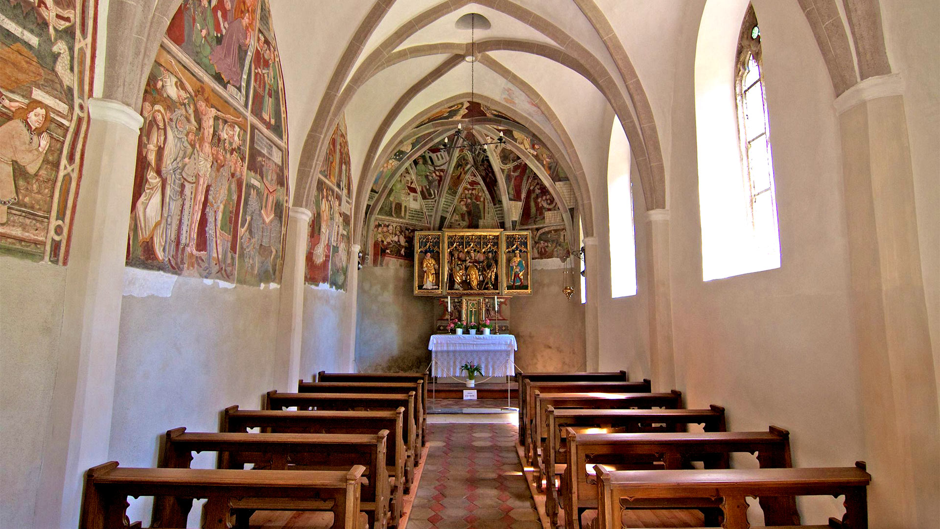 La chiesa di San Nicolò a Cleran, sopra Bressanone