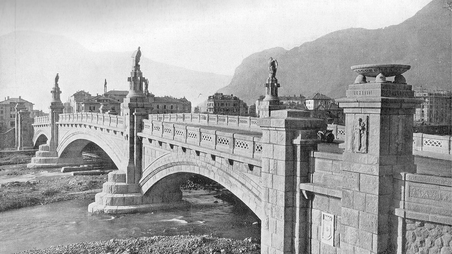 Il ponte e il viale dedicati a Druso