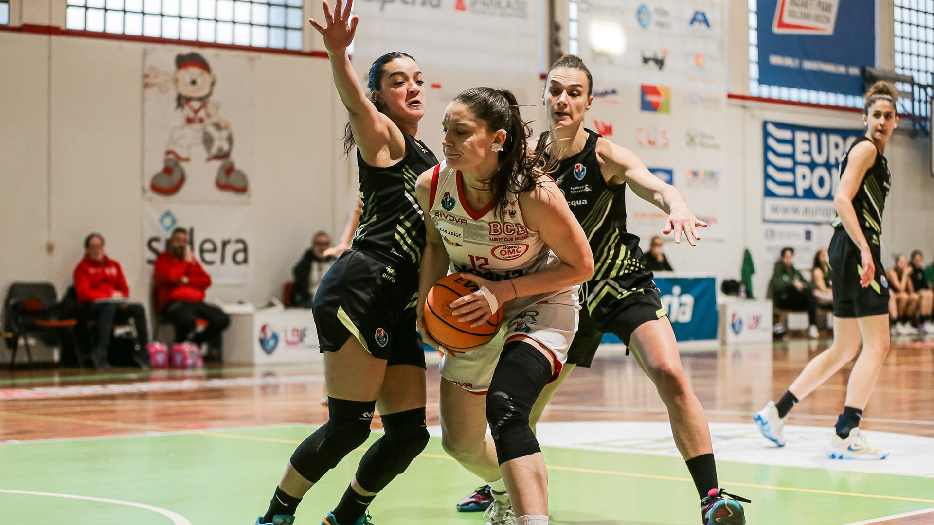 BASKET FEMMINILE